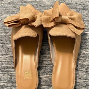 Elegant Tan Bow Slip-On Women's Shoes